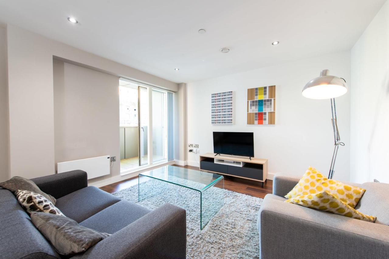 The Assembly Manchester Oasis Holding 外观 照片